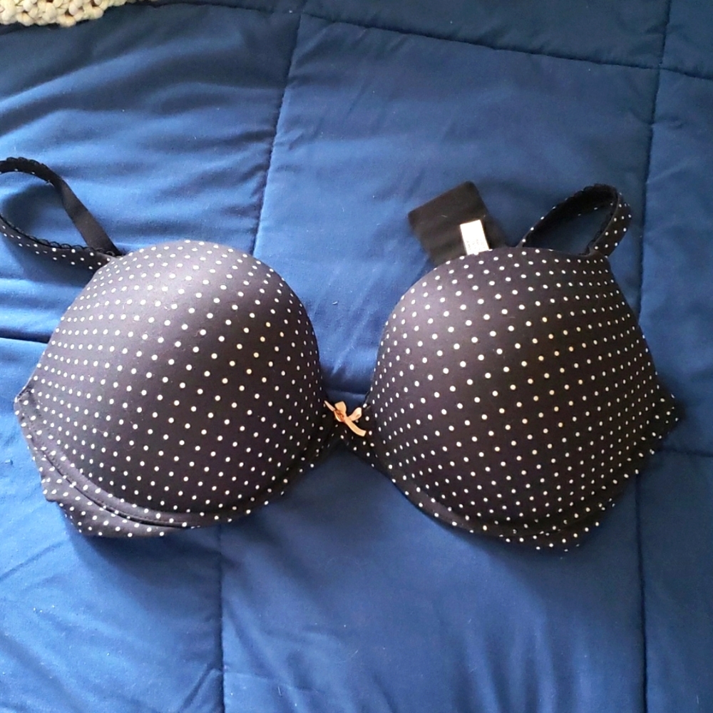 Victoria's Secret push up T Shirt Bra